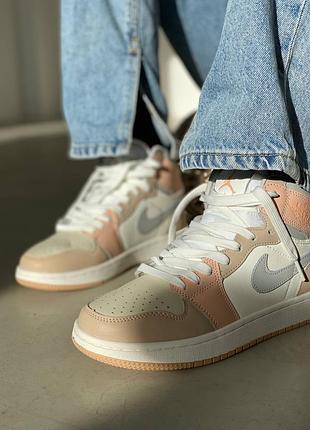 Кросівки nike air jordan 1 retro high patent pink blue beige pink