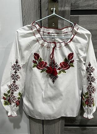 Дитяча вишиванка