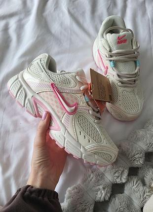 Кросівки nike v5 run beige