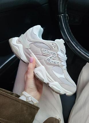 Кросівки жіночі new balance 9060 бежеві