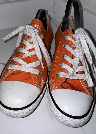 Жіночі кеди converse