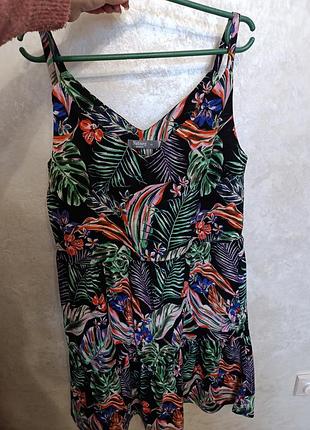 Женское красивое легкое летнее платье на брителях