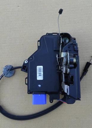Замок двери передний левый volkswagen golf, caddy, touareg ; skoda optavia a5 3d1837015