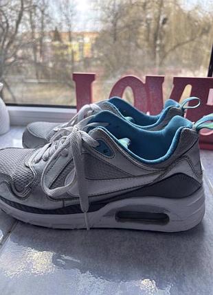 Кросівки nike на розмір 38-38.5.