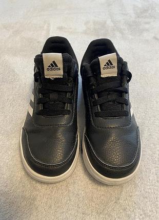 Кросівки для хлопчика adidas 33 чорні