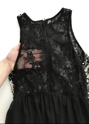 Чёрное платье с пайетками, кружевная спинка6 фото