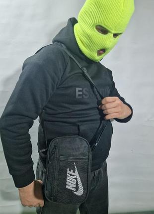 Барсетка nike vertically чорна 4