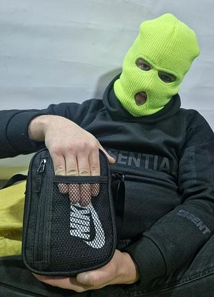 Барсетка nike vertically чорна 5