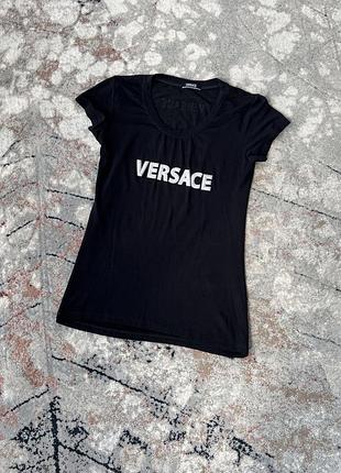 Жіноча вінтажна футболка versace jeans couture