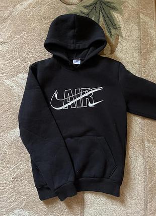 Стан10/10 худі nike і puma є в наявоності s-xss
