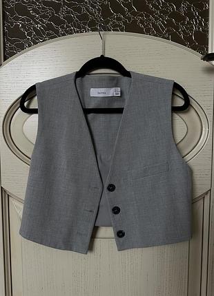 Жилет жилетка bershka