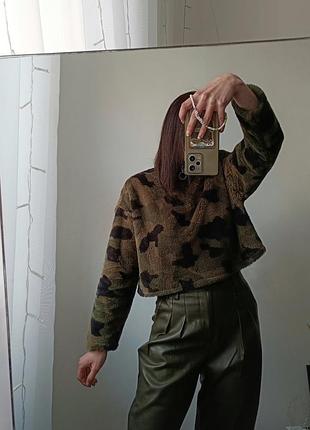 Кофта подростковая укороченная тедди хаки милитари new look 12-13 лет или xs petite