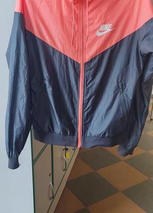 Женская спортивная ветровка nike sportswear windrunner