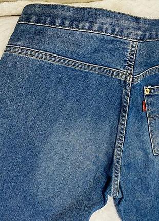 Сучасні джинси levi's з одним карманом ззаду пот 40см