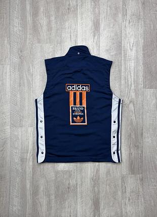 Жилетка adidas размер м подростковая оригинал винтажная спортивная адидас синяя