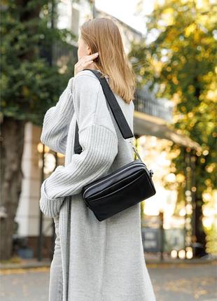 Женская кожаная сумка бананка sambag harvi черная
