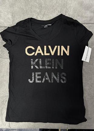 Футболка calvin klein. оригинал