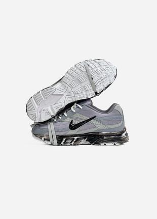 Nike initiator custom grey