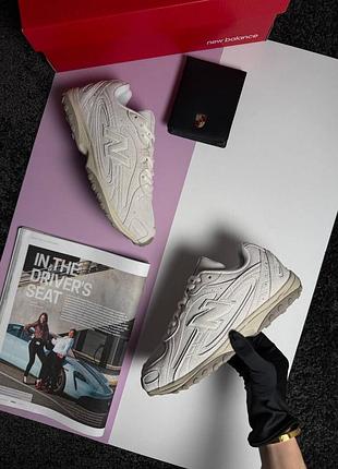 Жіночі кросівки new balance 204l beige