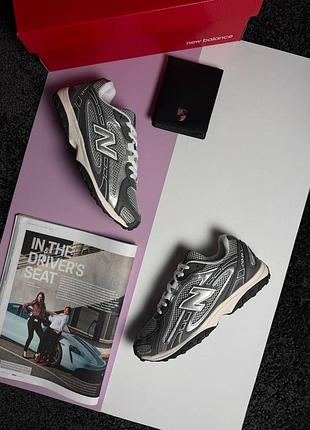 Жіночі кросівки new balance 204l grey metallic beige