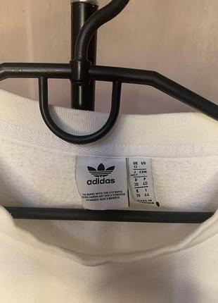 Укорочений худі бренду adidas 4