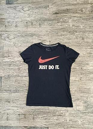 Футболка для дівчинки 12-13 років nike