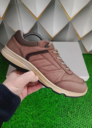 Кроссовки ecco