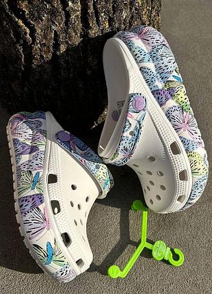 Детские кроксы сабо на платформе crocs classic butterfly crocs kids на платформе детские