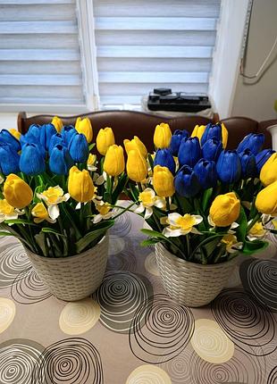 Искусственные цветы, цветы на кладбище, букет для героя 🙏🕯️, латексные цветы, композиции для почитания памяти близких 🙏