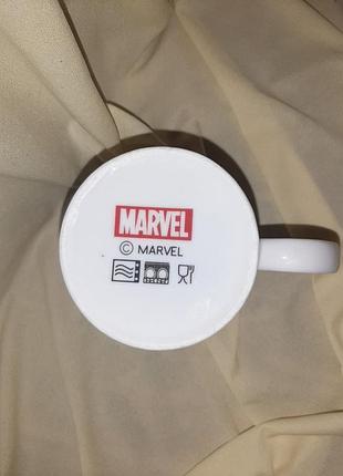 Чашка от marvel 3