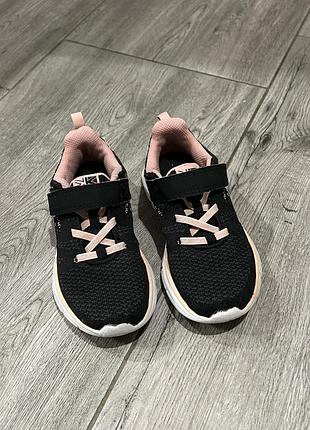 Karrimor дитячі кросівки чорні рожеві 29 розмір оригінал 17,5 см