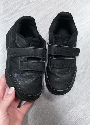 Кроссовки для мальчика adidas