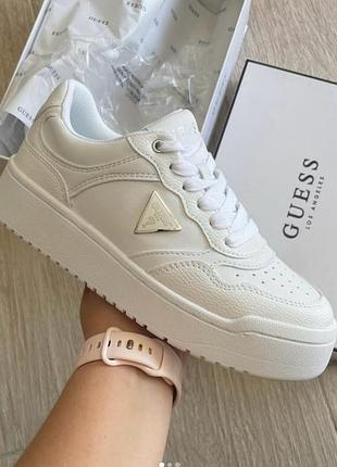 Кроссовки guess miram. оригинал.