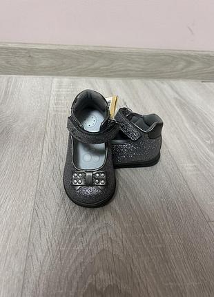 Туфельки chicco