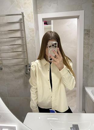 Сорочка з еко шкіри бежева h&m