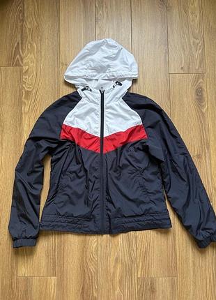 Urban classic продам вітровку