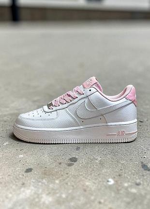Неймовірні жіночі кросівки nike air force 1 low white pink білі з рожевим