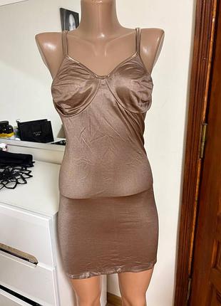 Triumph моделюючий пеньюар body make-up t dress коригуюча сукня комбінація