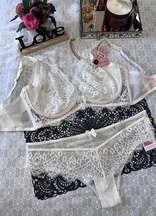 Шикарний комплект hunkemoller
