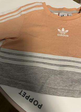 Футболка adidas originals для дівчинки (розмір 128-130)