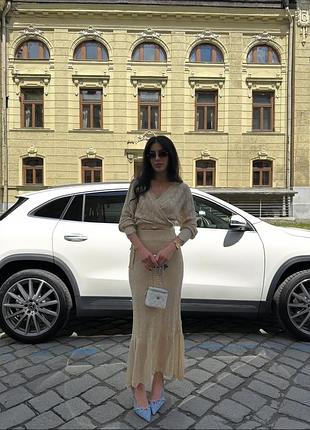 Вʼязаний плетений бежевий костюм кофта на завʼязку спідниця