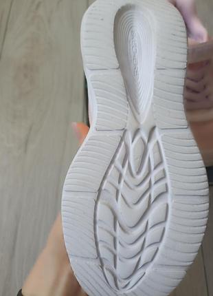 Детские кроссовки 3