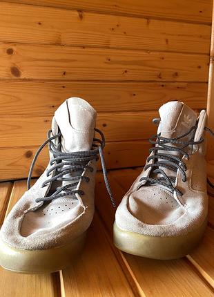 Adidas tubular 7
