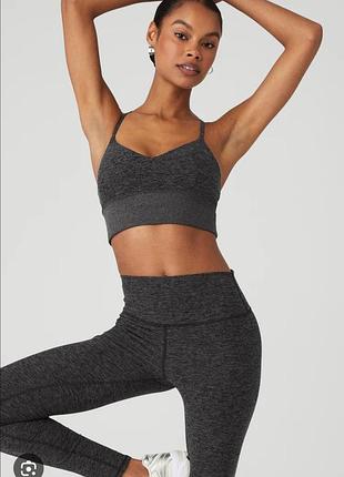 Alo yoga  топ