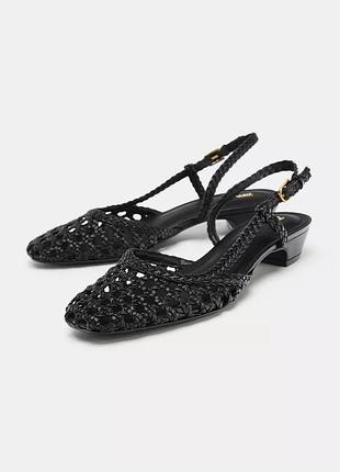 Відкриті туфлі жіночі чорні zara new