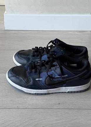 Продам кросівки nike dunk low scrap dh7450-400. розмір 41. стан 9/10. взувались всього разів 5.