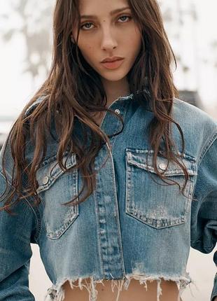 Вкорочена куртка джинсова zara new