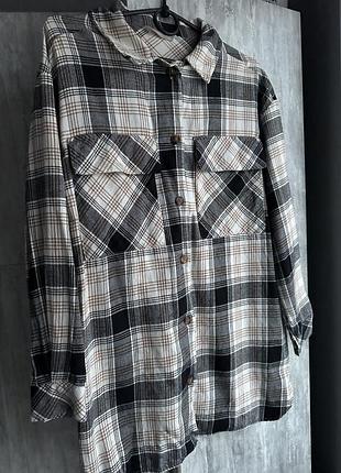 Сорочка в клітинку