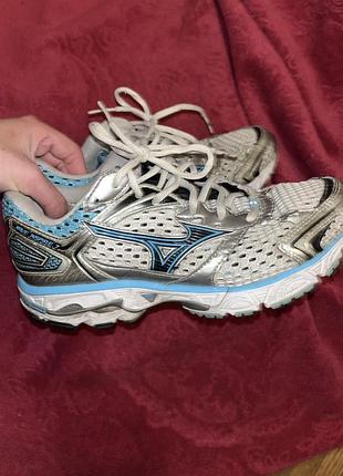 Кросівки для спорту mizuno