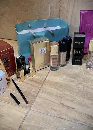 Лот косметики оригінал тональний крем основа база під макіяж помада dior forever